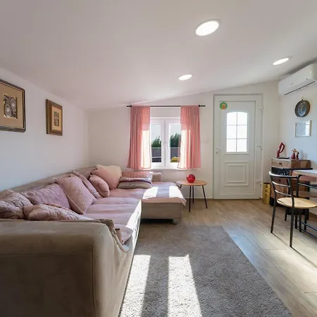 Casa Crystal Istria, With Private Pool, Near The Beach, With The Sea View! * Peroj