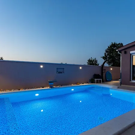 Casa Crystal Istria, With Private Pool, Near The Beach, With The Sea View! *