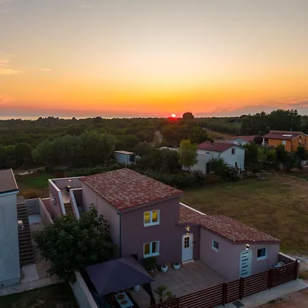 Casa Crystal Istria, With Private Pool, Near The Beach, With The Sea View! *